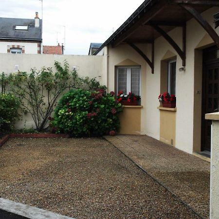 Chez Nina Thurey Tours Luaran gambar